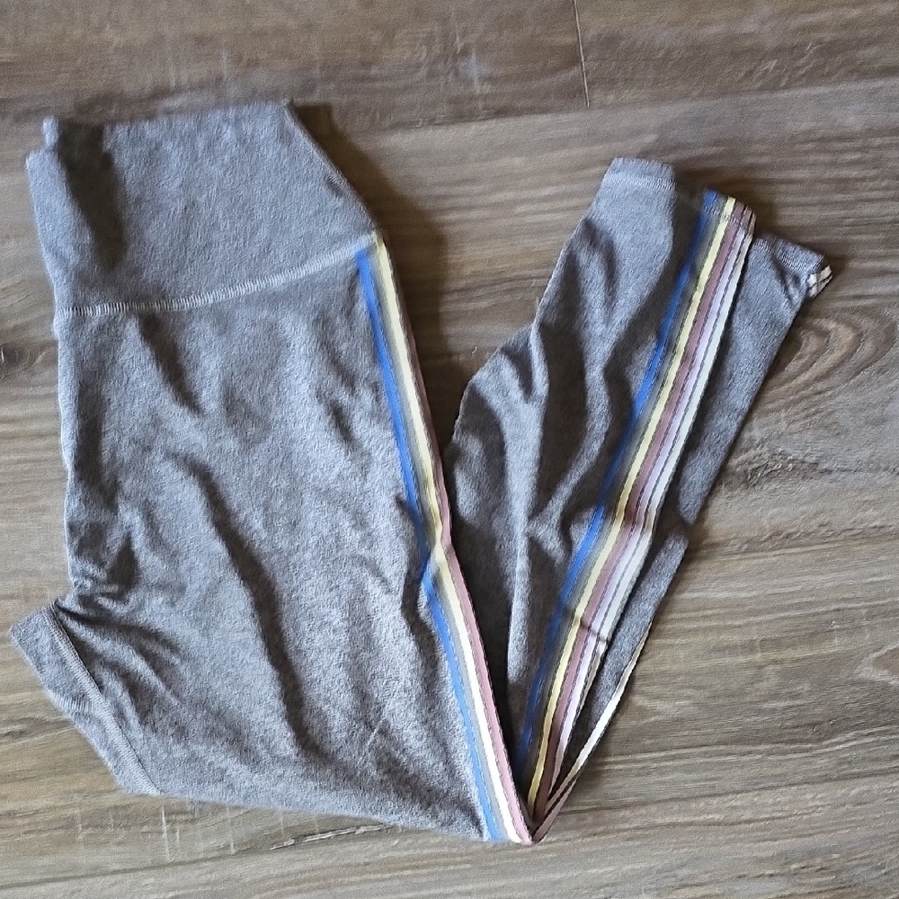 Spiritual Gangster Gray and Blue Leggings with High Waist Cropped
